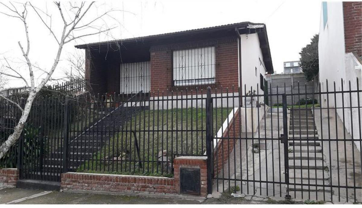 Picture of Home For Sale in Tandil, Buenos Aires, Argentina