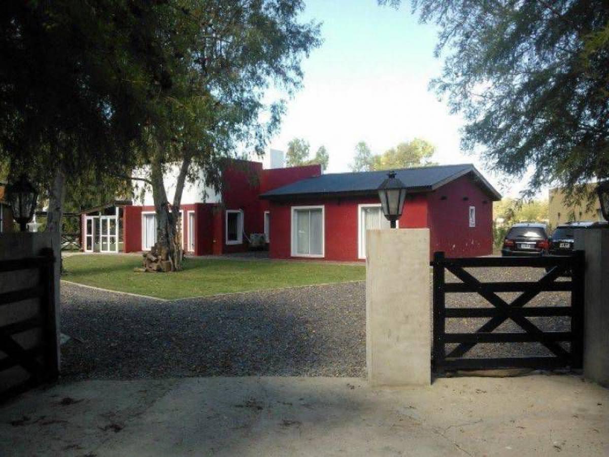 Picture of Home For Sale in Marcos Paz, Buenos Aires, Argentina