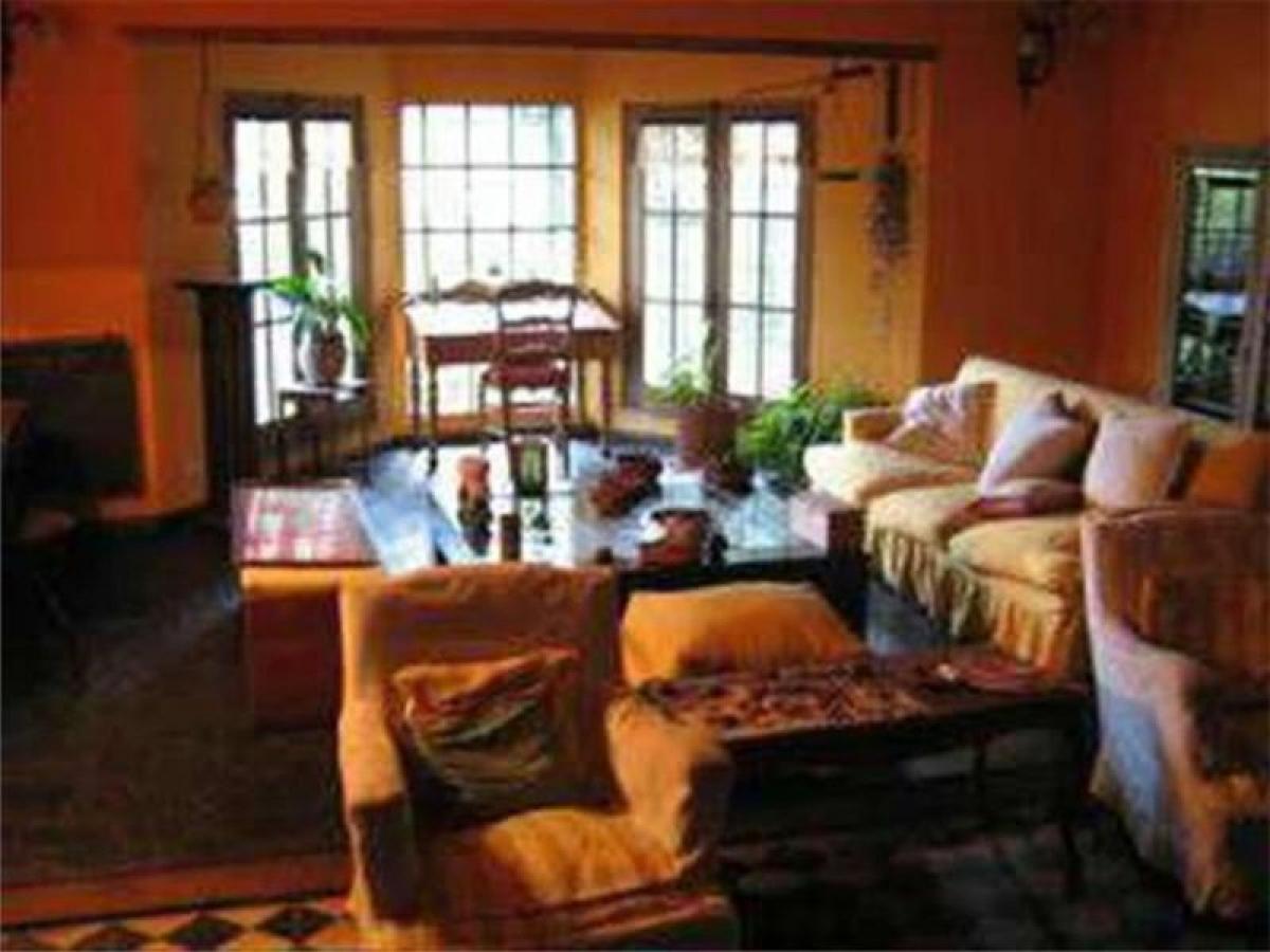 Picture of Hotel For Sale in Bs.As. G.B.A. Zona Oeste, Buenos Aires, Argentina