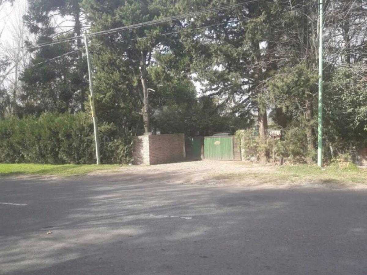 Picture of Home For Sale in Berazategui, Buenos Aires, Argentina