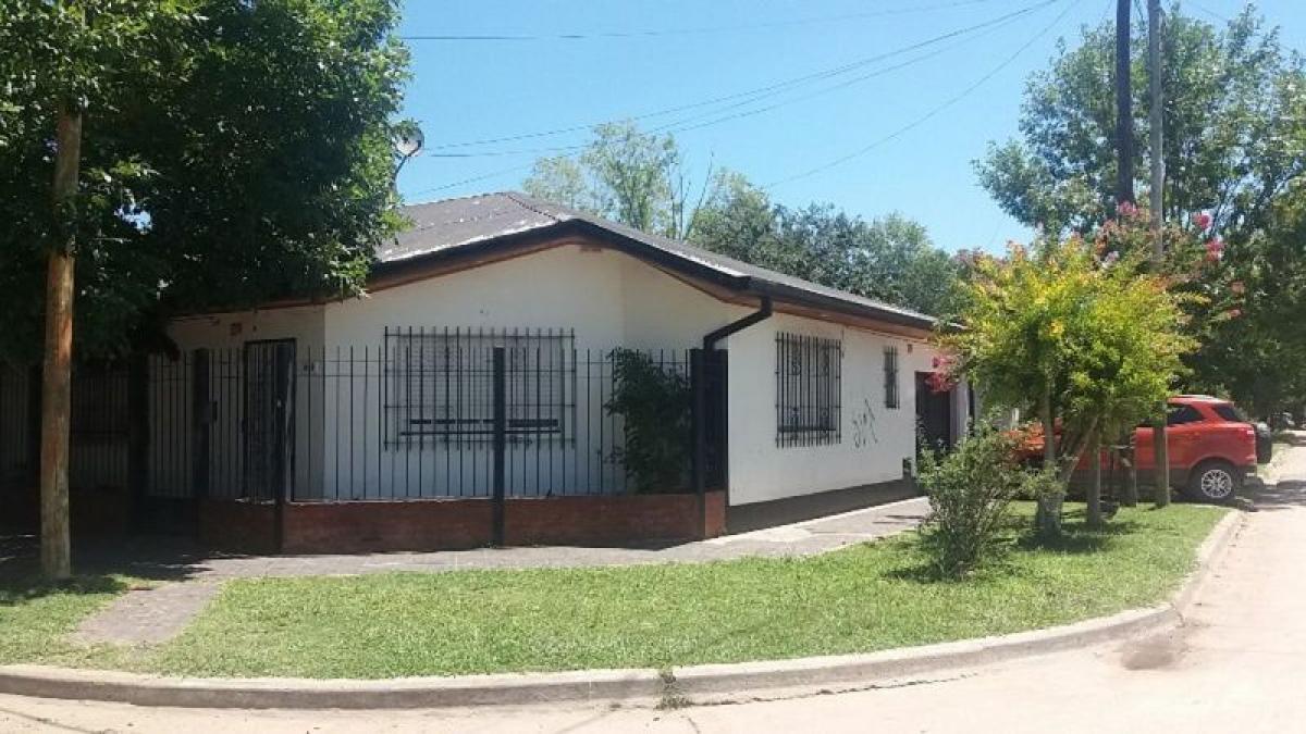 Picture of Home For Sale in San Vicente, Buenos Aires, Argentina