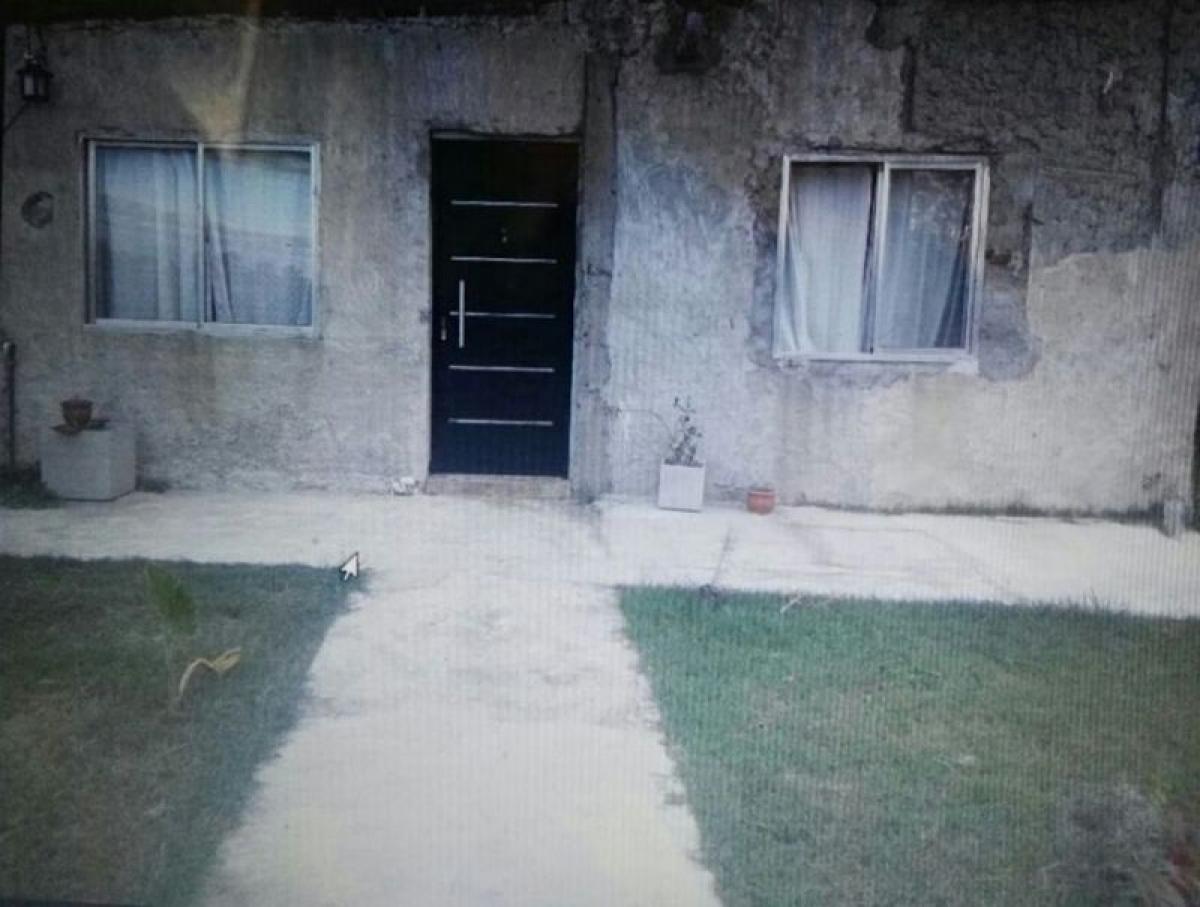 Picture of Home For Sale in San Vicente, Buenos Aires, Argentina