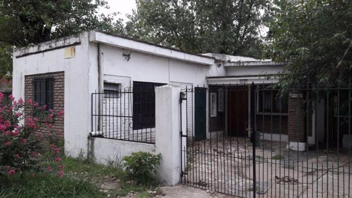 Picture of Home For Sale in Moreno, Buenos Aires, Argentina