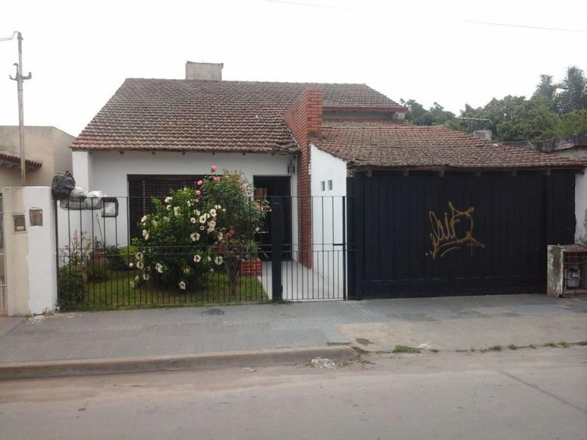 Picture of Home For Sale in Merlo, Buenos Aires, Argentina