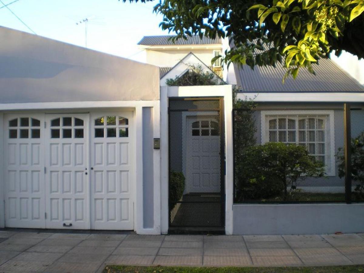 Picture of Home For Sale in Ituzaingo, Buenos Aires, Argentina