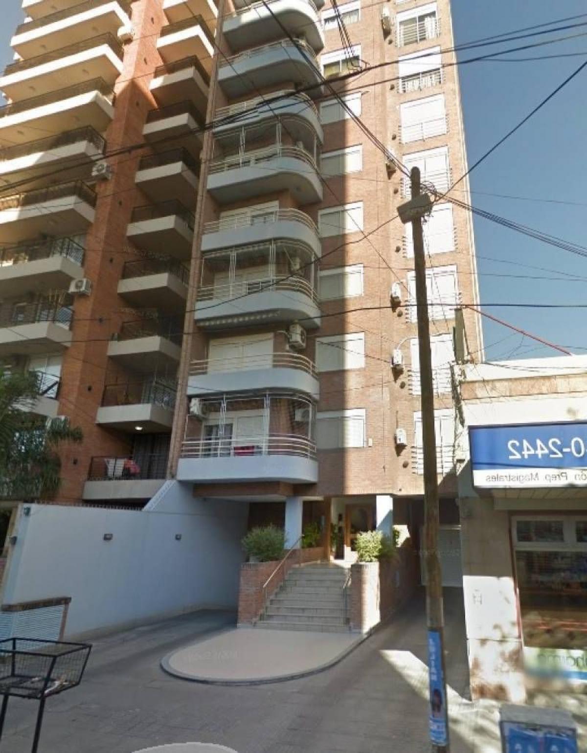 Picture of Warehouse For Sale in Lanus, Buenos Aires, Argentina