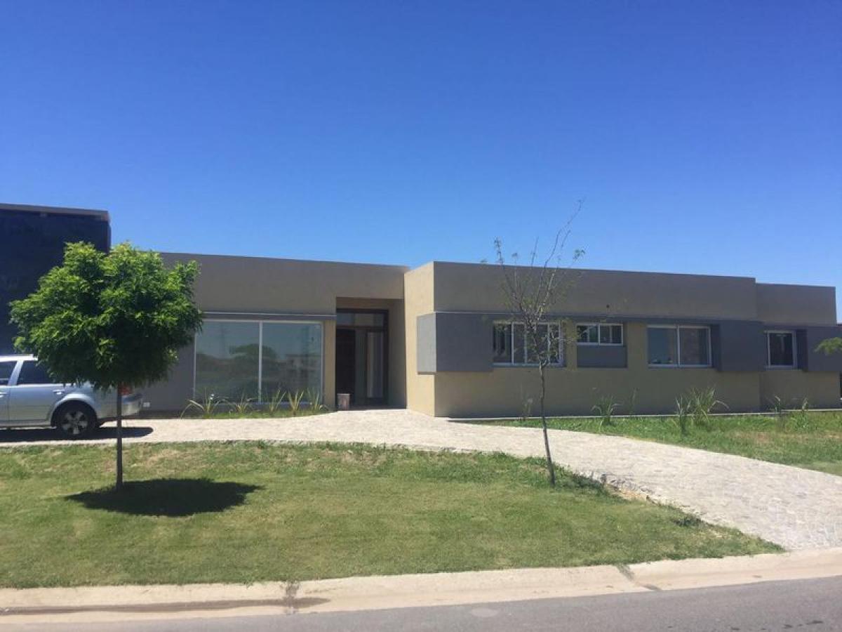 Picture of Home For Sale in Bs.As. G.B.A. Zona Norte, Buenos Aires, Argentina