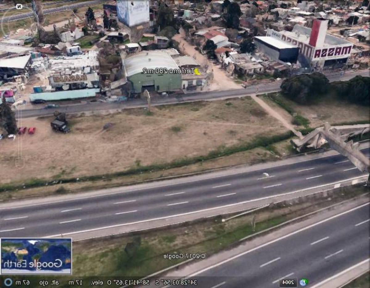 Picture of Home For Sale in Malvinas Argentinas, Buenos Aires, Argentina