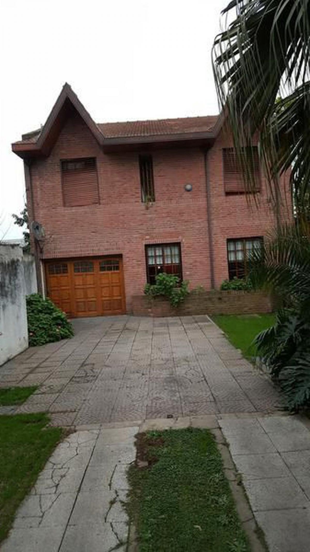 Picture of Home For Sale in Almirante Brown, Distrito Federal, Argentina