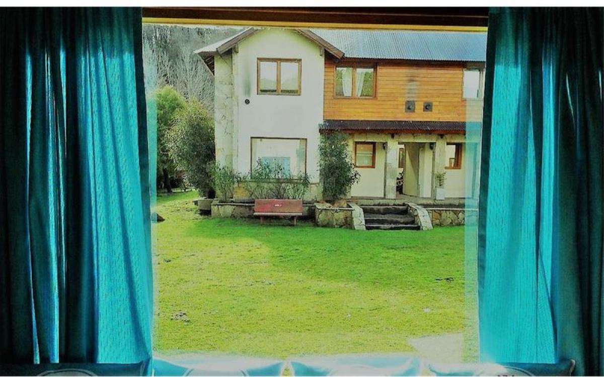 Picture of Home For Sale in Neuquen, Neuquen, Argentina