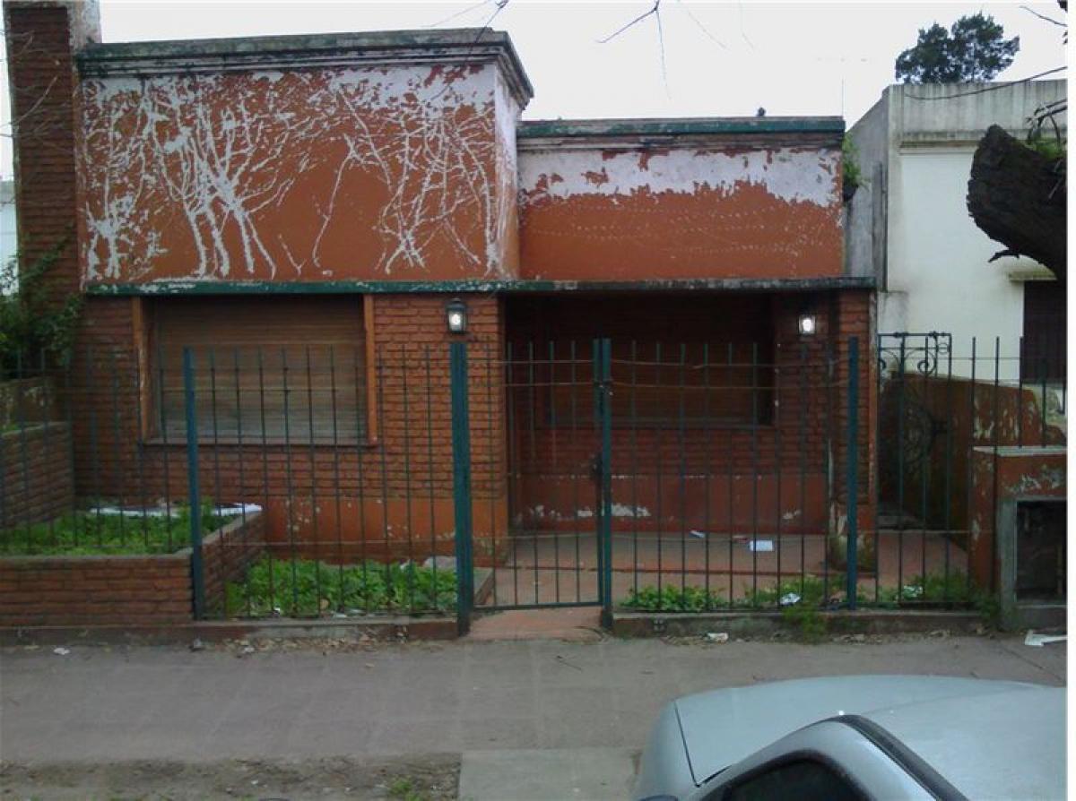 Picture of Home For Sale in Berisso, Buenos Aires, Argentina