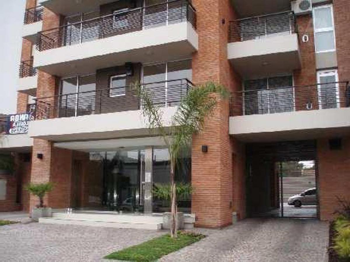 Picture of Warehouse For Sale in Lanus, Buenos Aires, Argentina