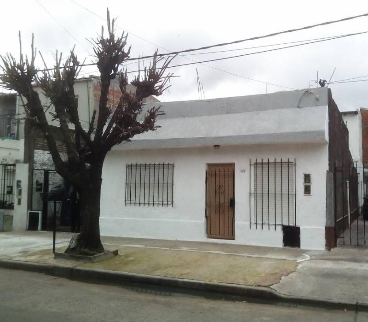Picture of Home For Sale in General San Martin, Buenos Aires, Argentina