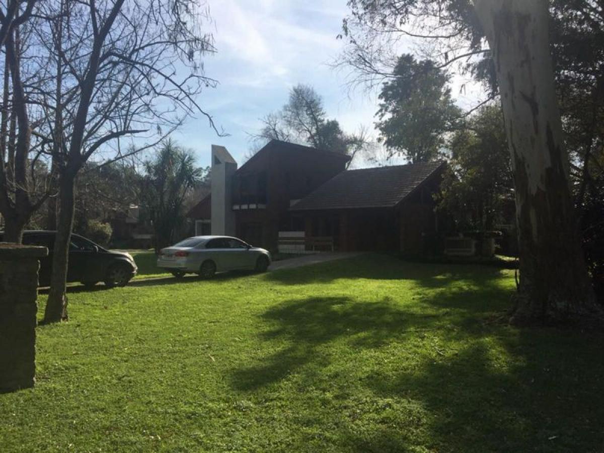 Picture of Home For Sale in Bs.As. G.B.A. Zona Sur, Buenos Aires, Argentina