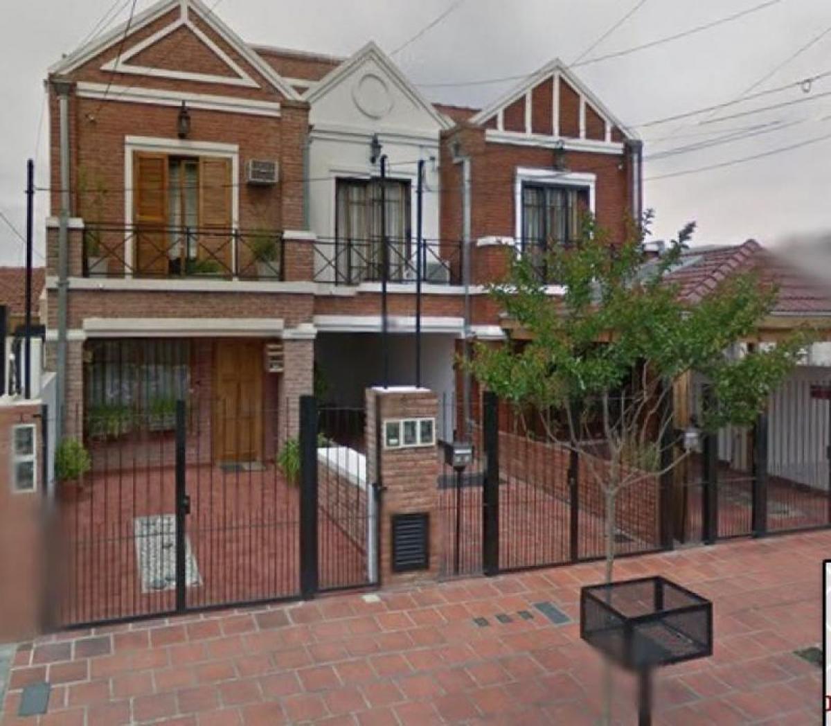 Picture of Home For Sale in General San Martin, Buenos Aires, Argentina