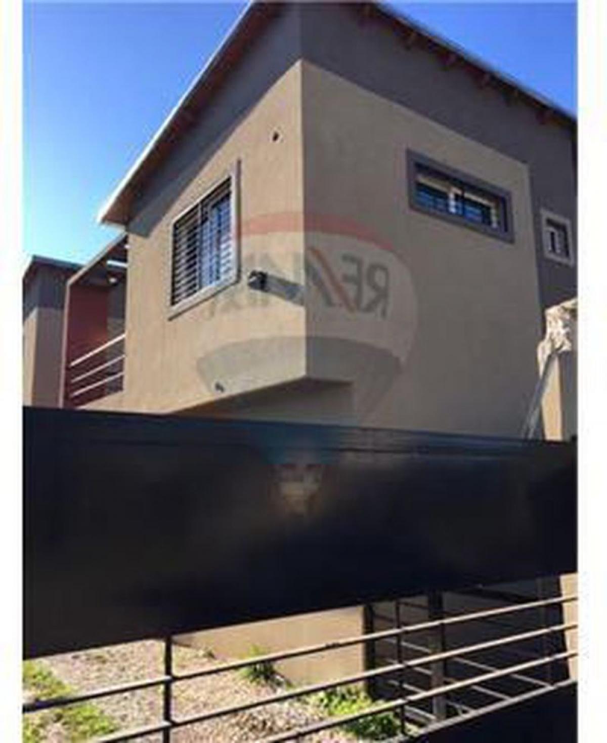 Picture of Home For Sale in La Plata, Buenos Aires, Argentina