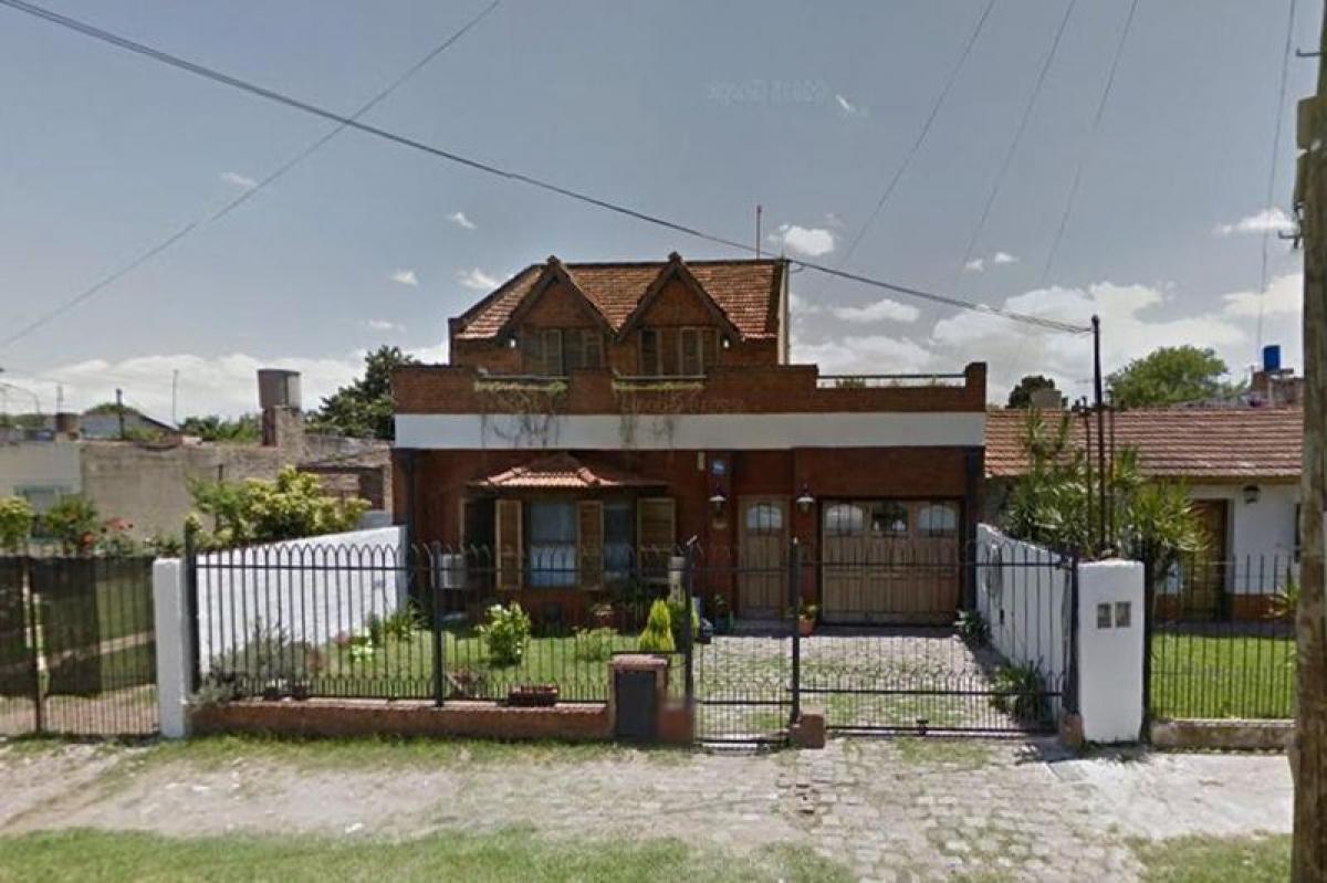 Picture of Home For Sale in La Matanza, Buenos Aires, Argentina