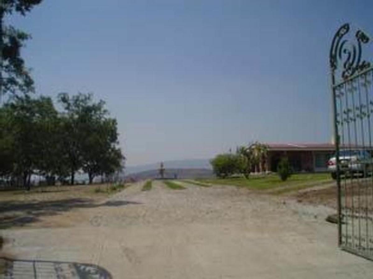 Picture of Residential Land For Sale in Tlajomulco De Zuniga, Jalisco, Mexico