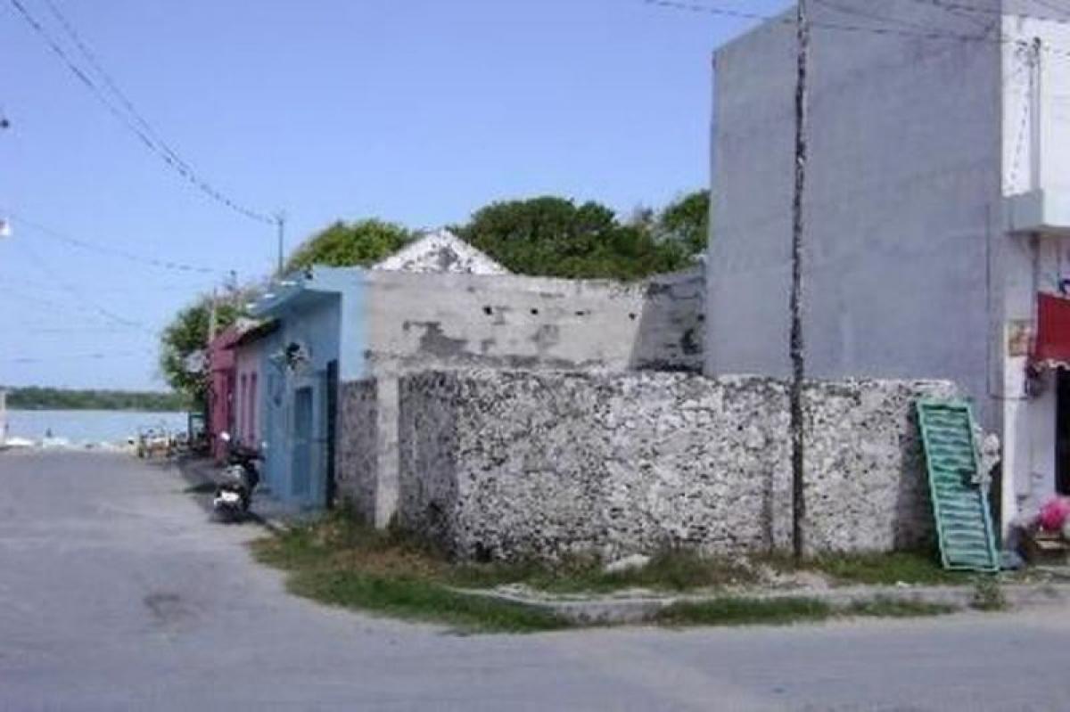 Picture of Residential Land For Sale in Campeche, Campeche, Mexico