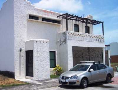 Home For Sale in Veracruz De Ignacio De La Llave, Mexico