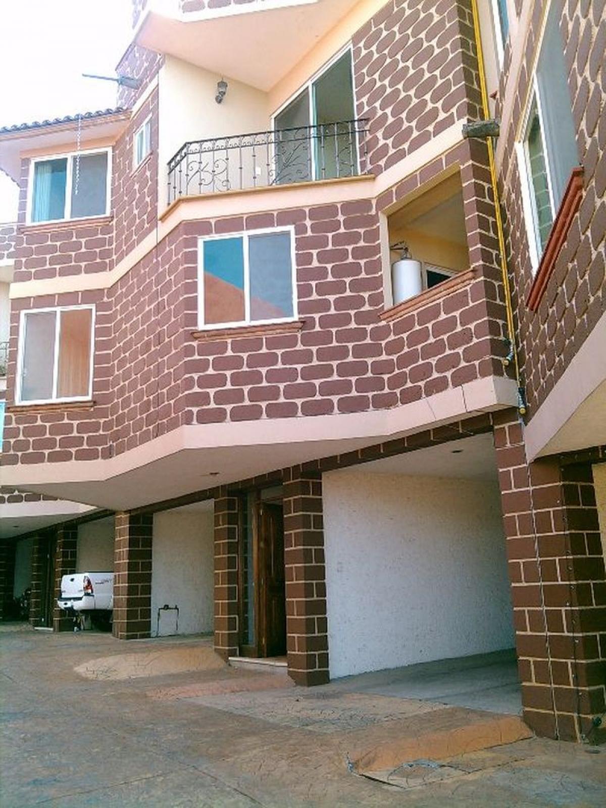 Picture of Home For Sale in Cuernavaca, Morelos, Mexico