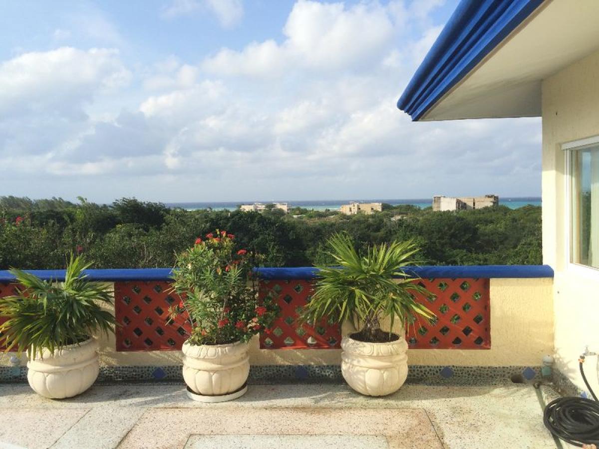 Picture of Apartment Building For Sale in Solidaridad, Quintana Roo, Mexico