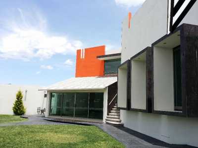Apartment Building For Sale in Hidalgo, Mexico