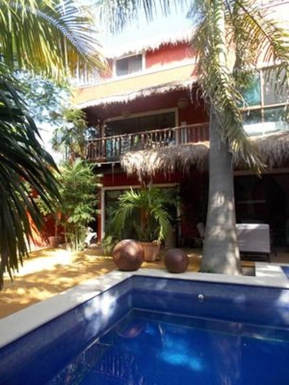 Picture of Apartment Building For Sale in Solidaridad, Quintana Roo, Mexico