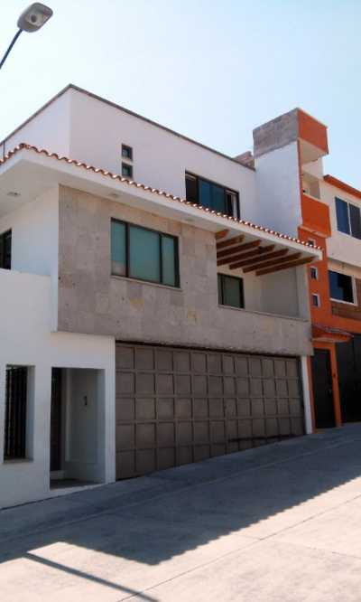 Home For Sale in Ixtapan De La Sal, Mexico