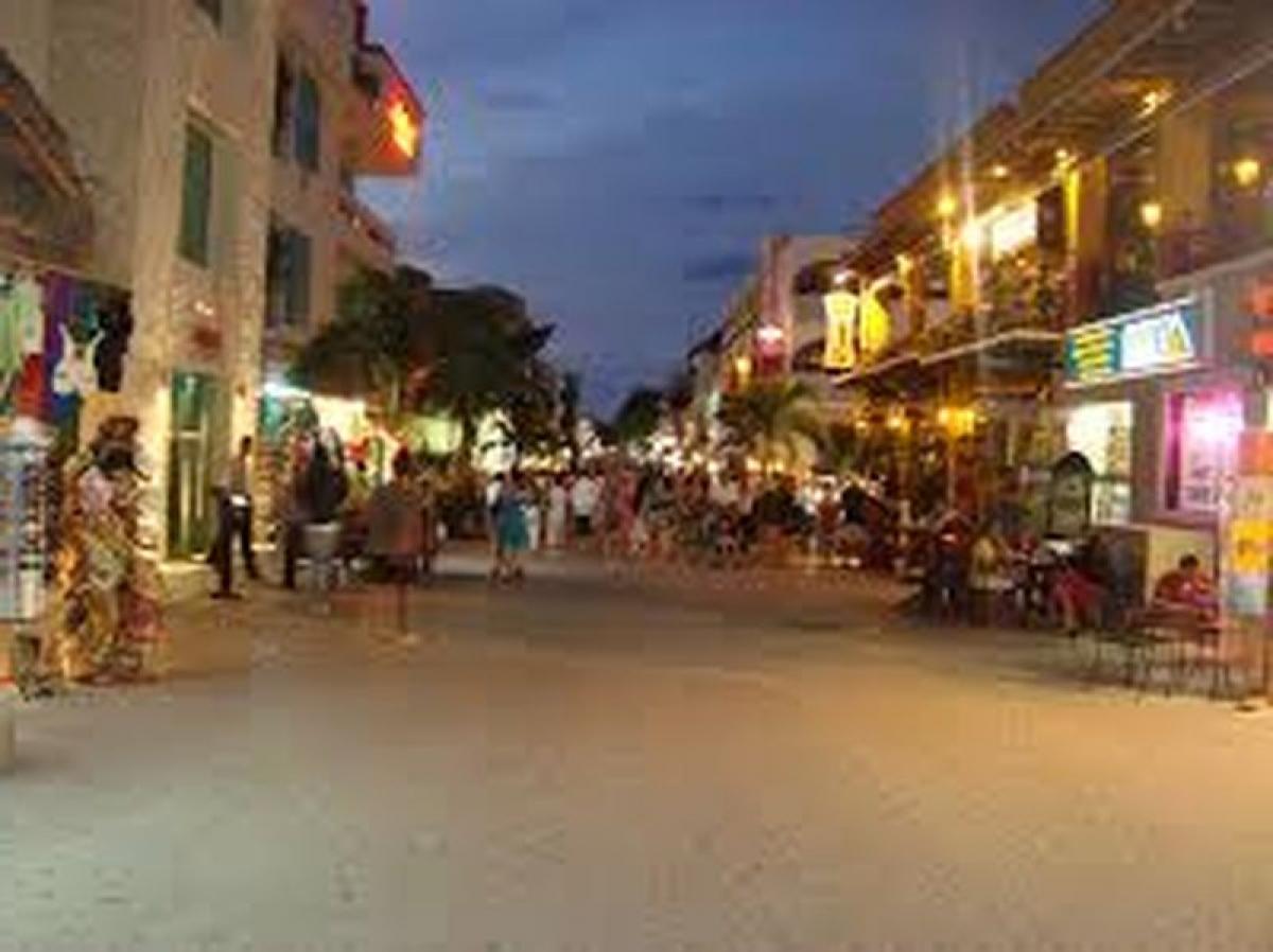 Picture of Apartment Building For Sale in Solidaridad, Quintana Roo, Mexico