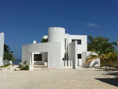 Home For Sale in Ixil, Mexico