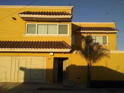 Home For Sale in Romita, Mexico