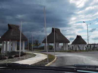 Apartment For Sale in Solidaridad, Mexico