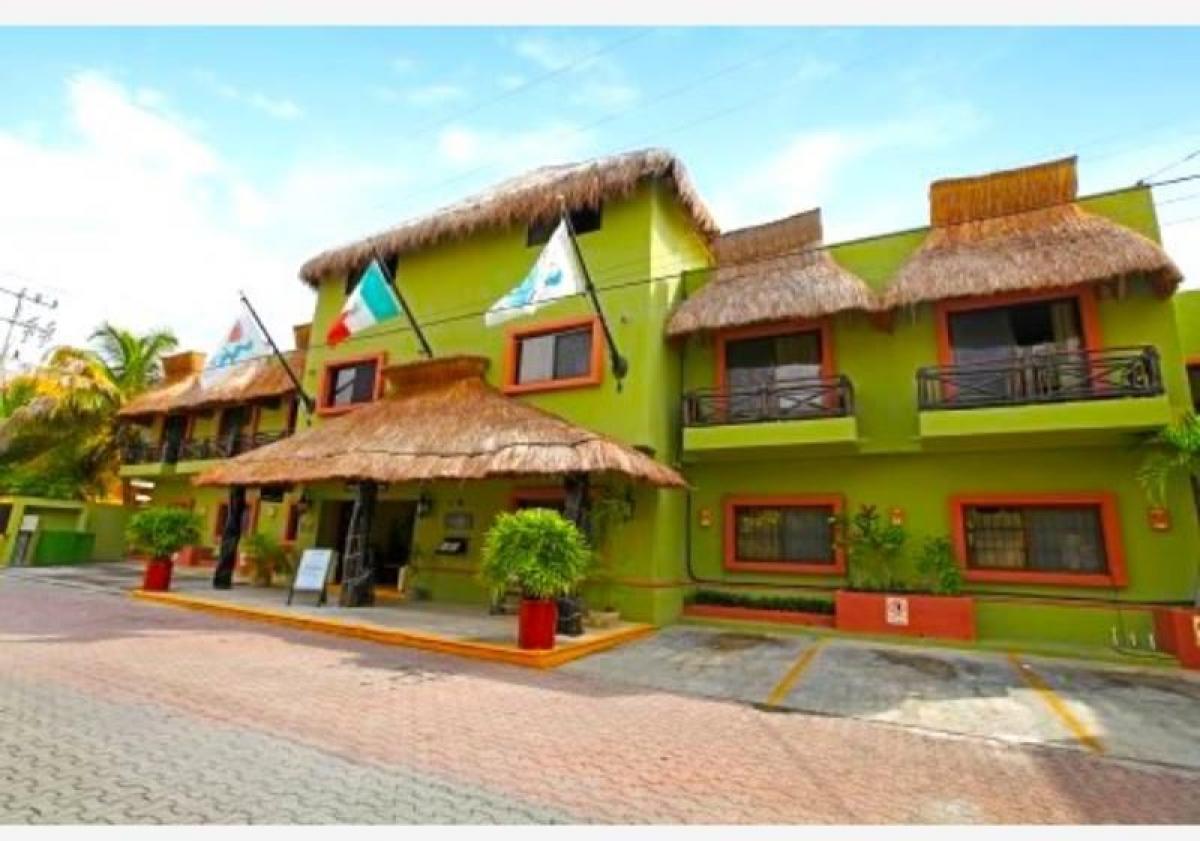 Picture of Apartment Building For Sale in Solidaridad, Quintana Roo, Mexico