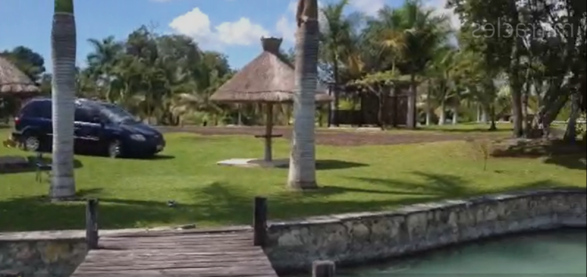 Picture of Residential Land For Sale in Othon P. Blanco, Quintana Roo, Mexico