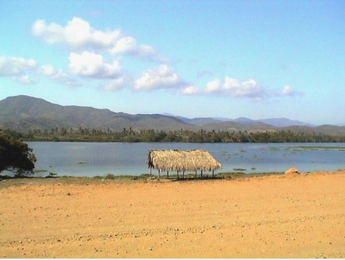 Picture of Residential Land For Sale in Coyuca De Benitez, Guerrero, Mexico