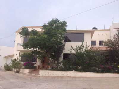 Home For Sale in Lagos De Moreno, Mexico