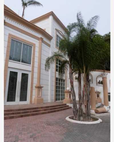 Apartment Building For Sale in Queretaro, Mexico