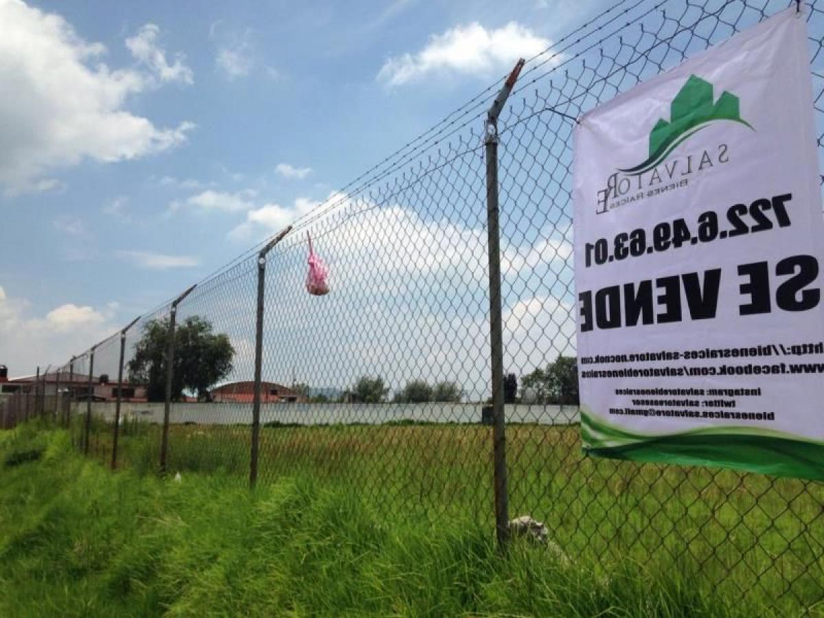 Picture of Residential Land For Sale in Zinacantepec, Mexico, Mexico