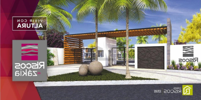 Home For Sale in El Marques, Mexico