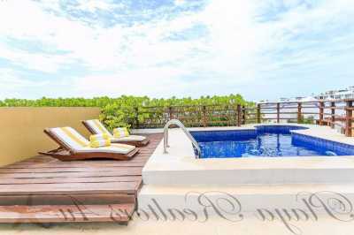 Apartment For Sale in Solidaridad, Mexico