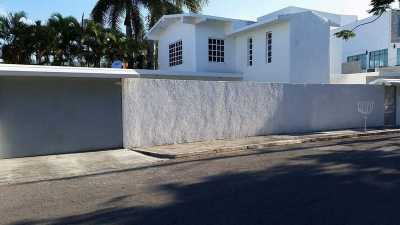 Home For Sale in Othon P. Blanco, Mexico