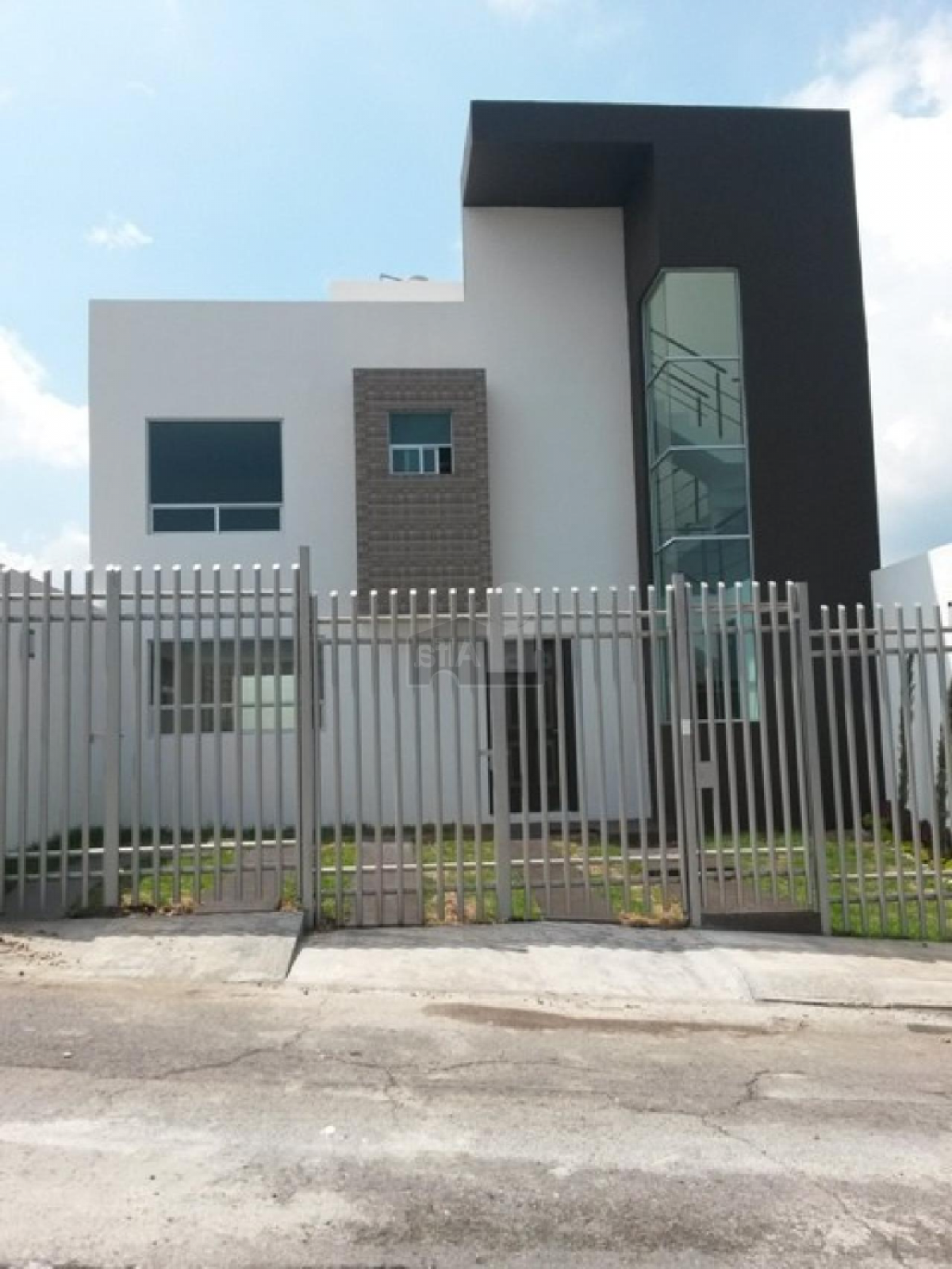 Picture of Home For Sale in Mineral De La Reforma, Hidalgo, Mexico