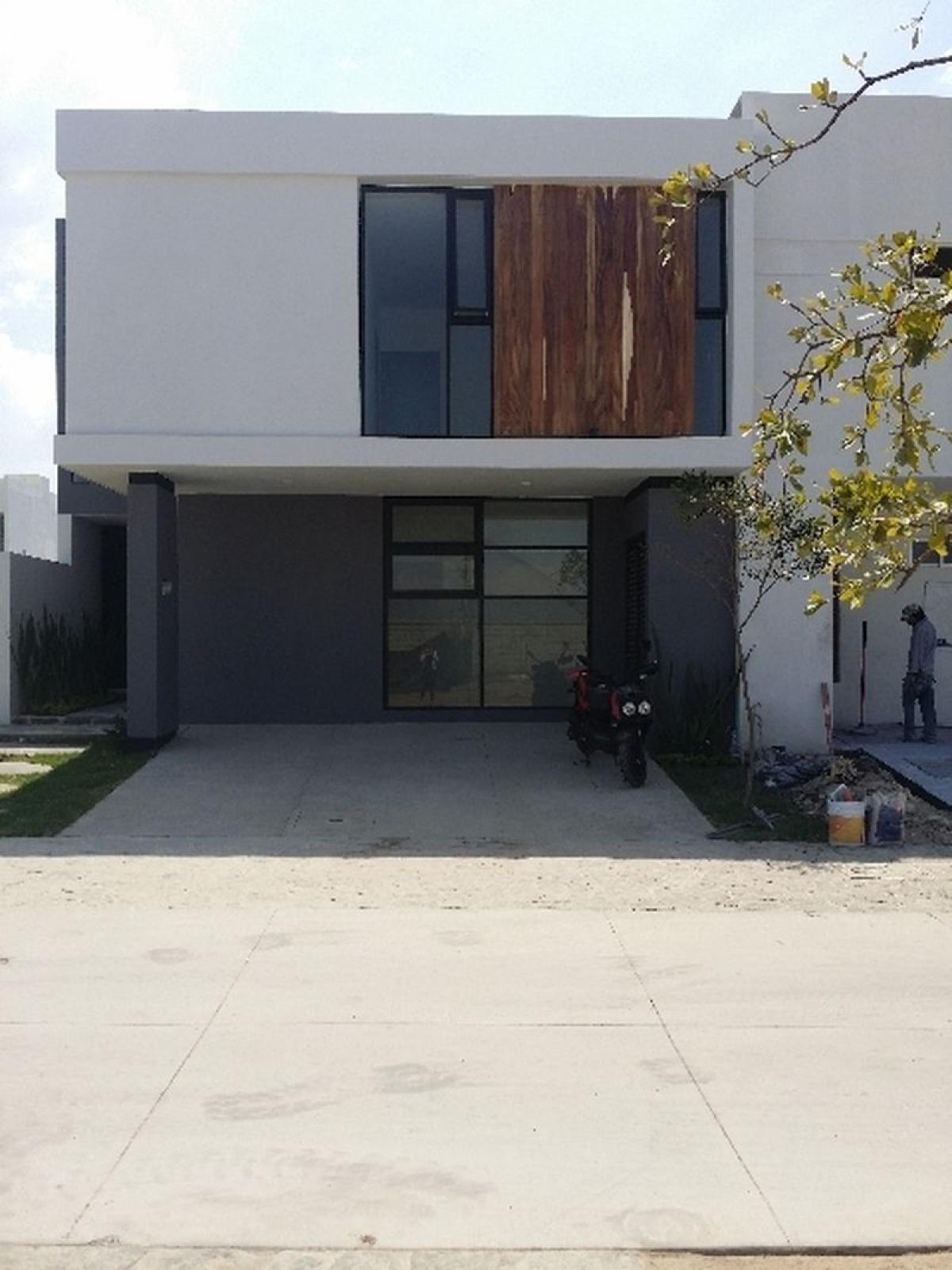 Picture of Home For Sale in Jalisco, Jalisco, Mexico