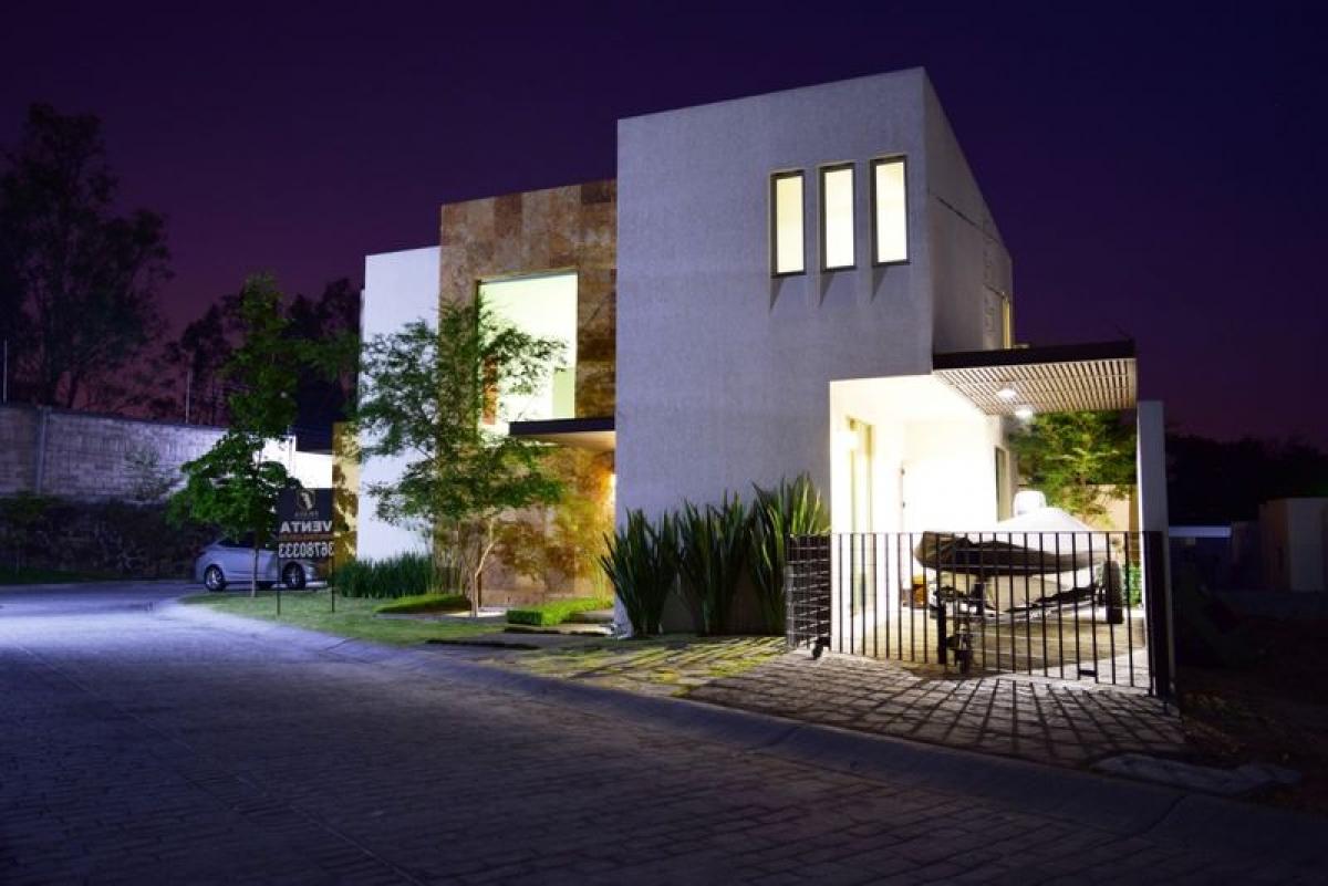 Picture of Home For Sale in Zapopan, Jalisco, Mexico