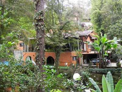 Home For Sale in Valle De Bravo, Mexico