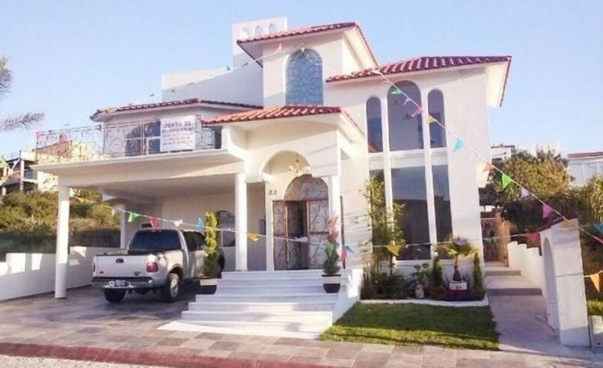 Picture of Home For Sale in Corregidora, Queretaro, Mexico