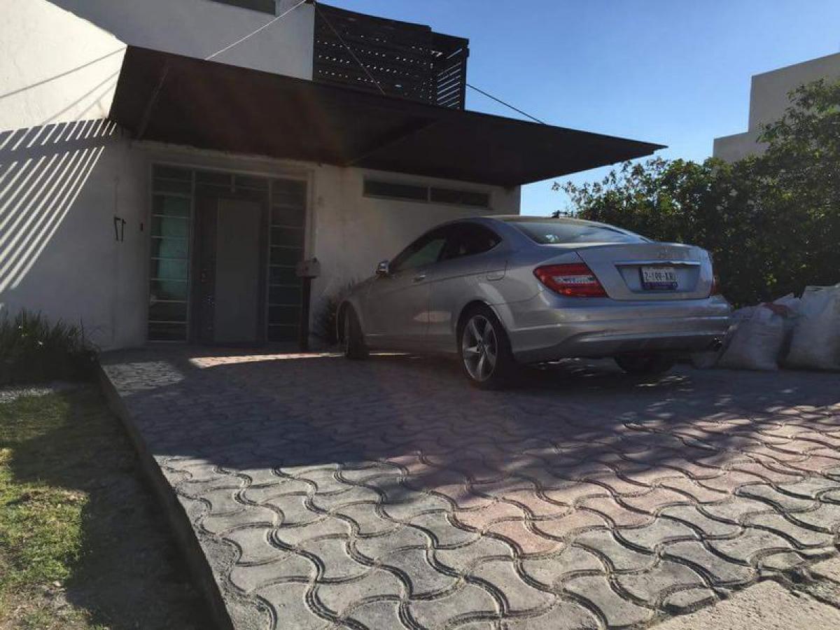 Picture of Home For Sale in Huimilpan, Queretaro, Mexico