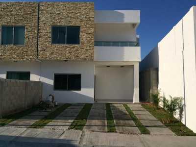 Home For Sale in Tuxtla Gutierrez, Mexico