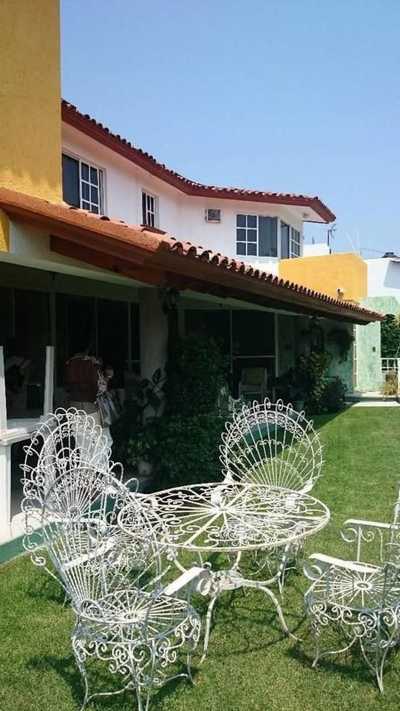 Home For Sale in Atlatlahucan, Mexico
